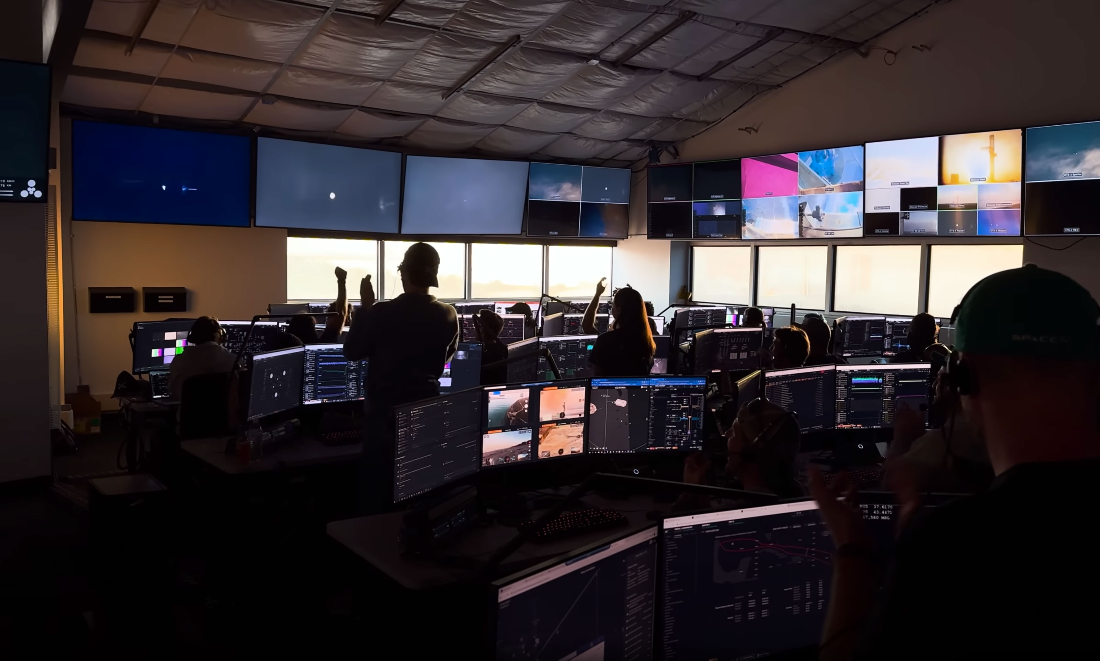 SpaceX - Starship Ops Displays UI/UX